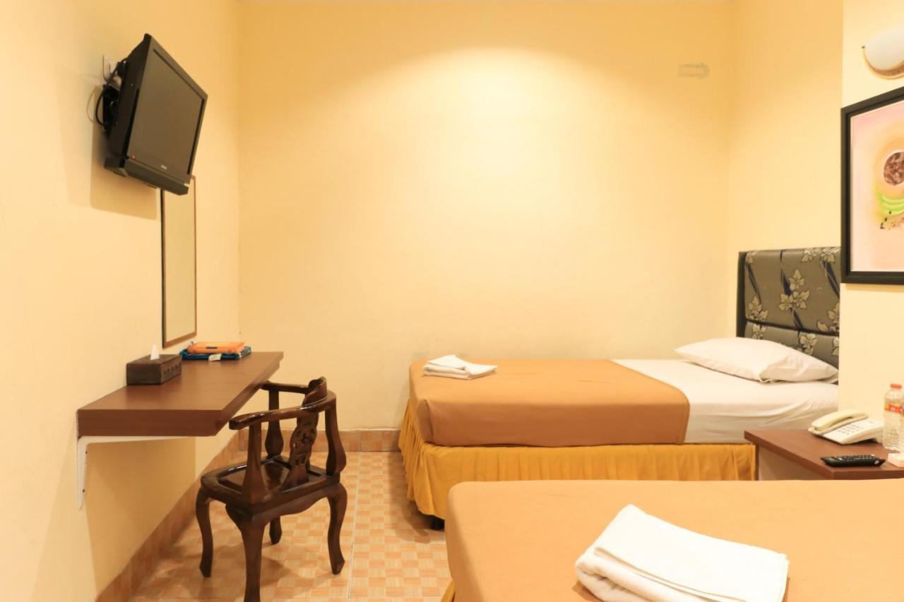 Al-Badar Hotel Syariah Μακασάρ Εξωτερικό φωτογραφία