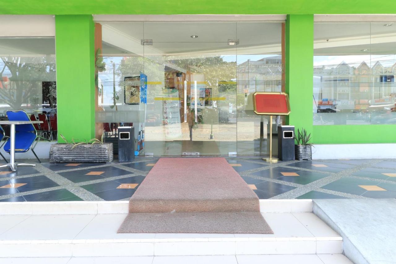 Al-Badar Hotel Syariah Μακασάρ Εξωτερικό φωτογραφία