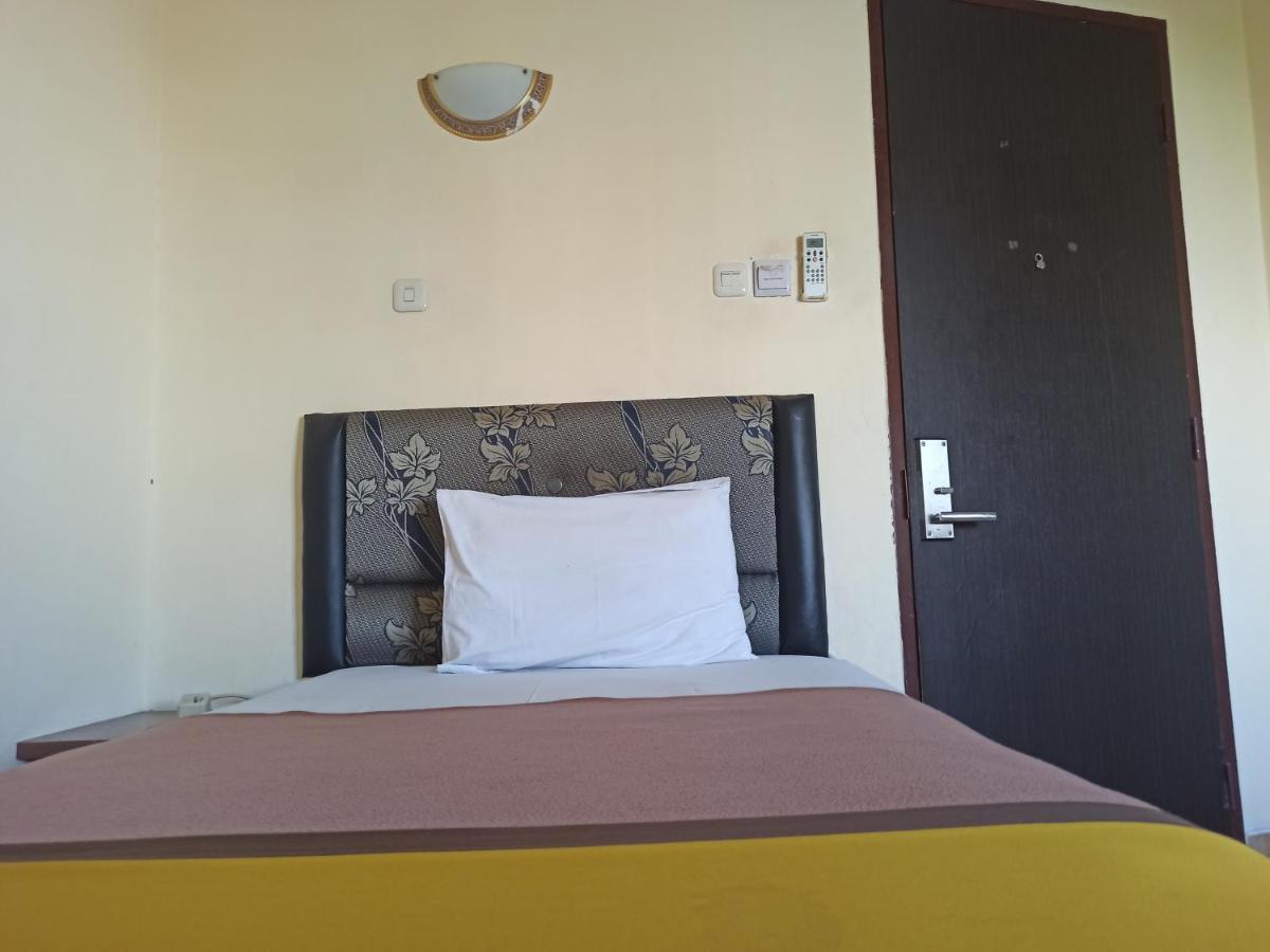 Al-Badar Hotel Syariah Μακασάρ Εξωτερικό φωτογραφία